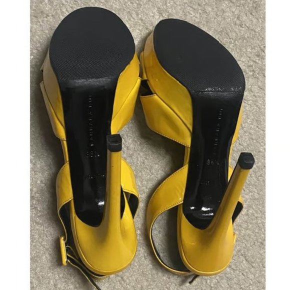Barbara Bui Yellow Patent Leather Platform Sandals - Picture 2 of 6